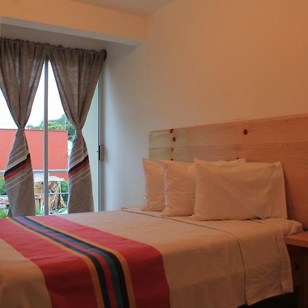 San Cristóbal de Las Casas Axkan Click Hotel מראה חיצוני תמונה